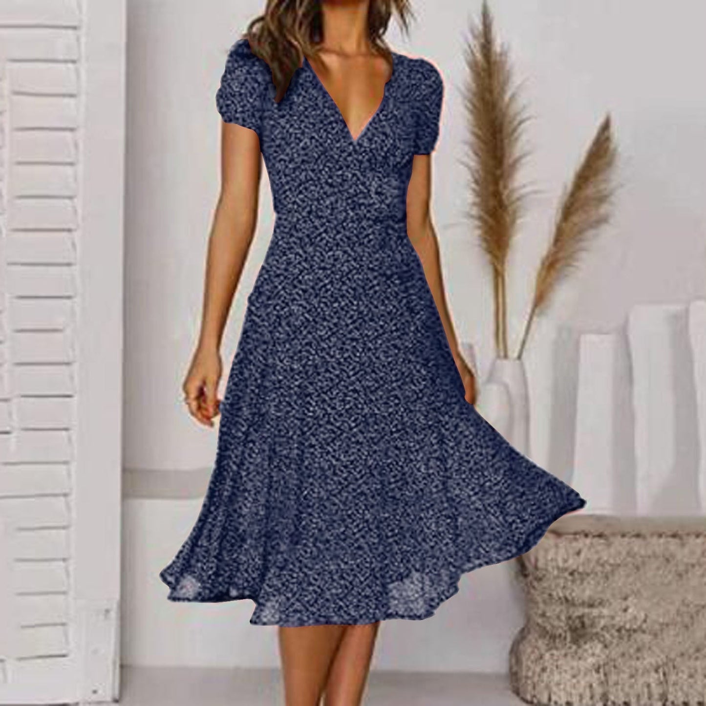 Kleid A-Linie mit V-Ausschnitt und Fließendem Rock Damen