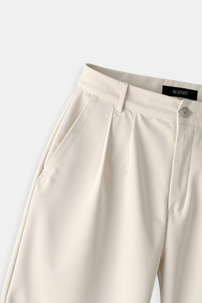 Damenhose Slim Fit mit Bundfalten und Umschlag
