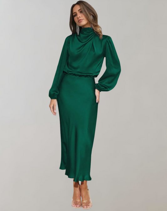 Elegantes Frauenkleid Satin Langärmlig Hochgeschlossen - BerlinGlamour