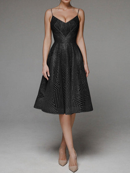 BerlinGlamour Sommerkleid mit Stickerei und Trägern