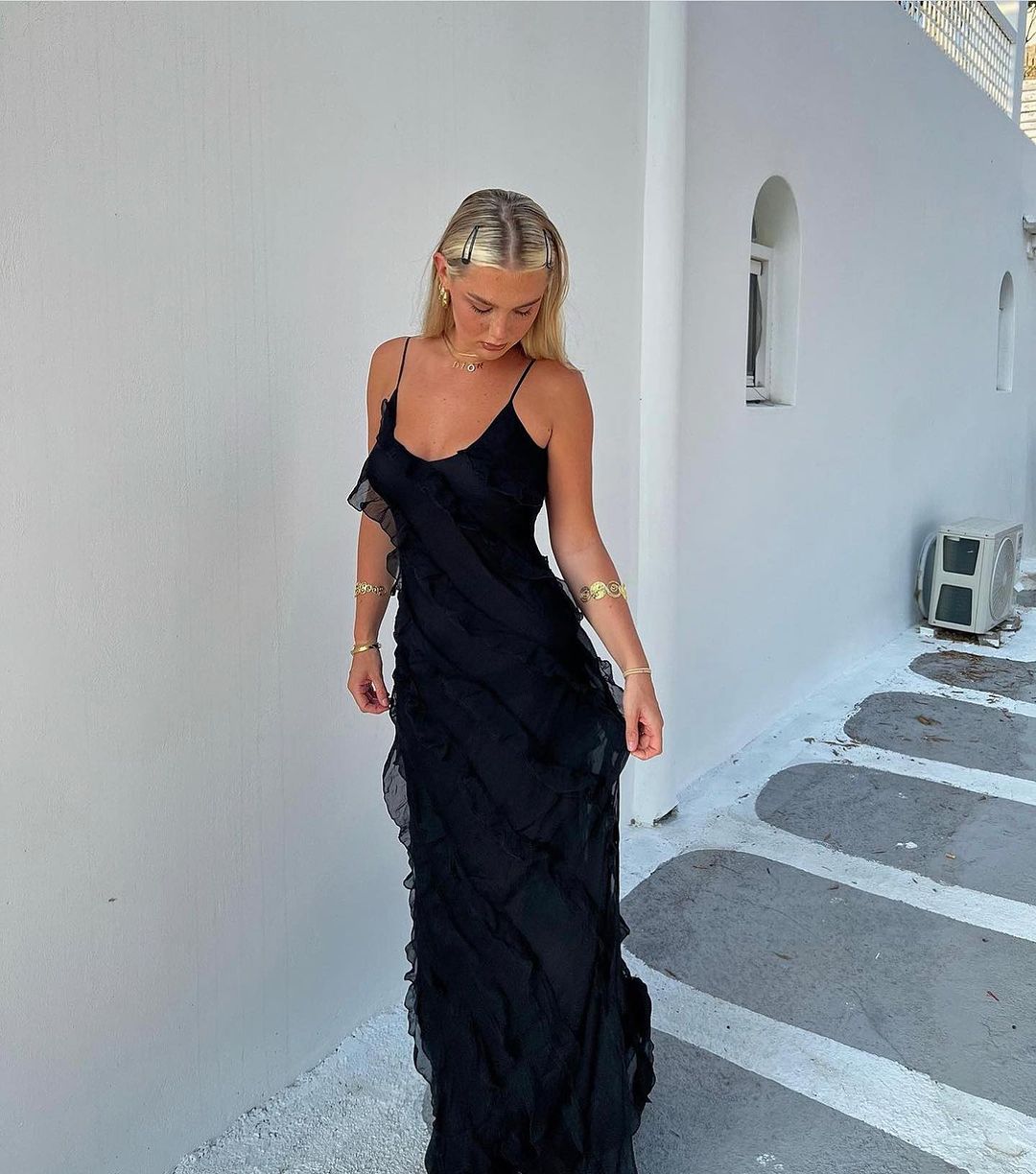 Elegantes Maxikleid mit Rüschen und Spaghettiträgern
