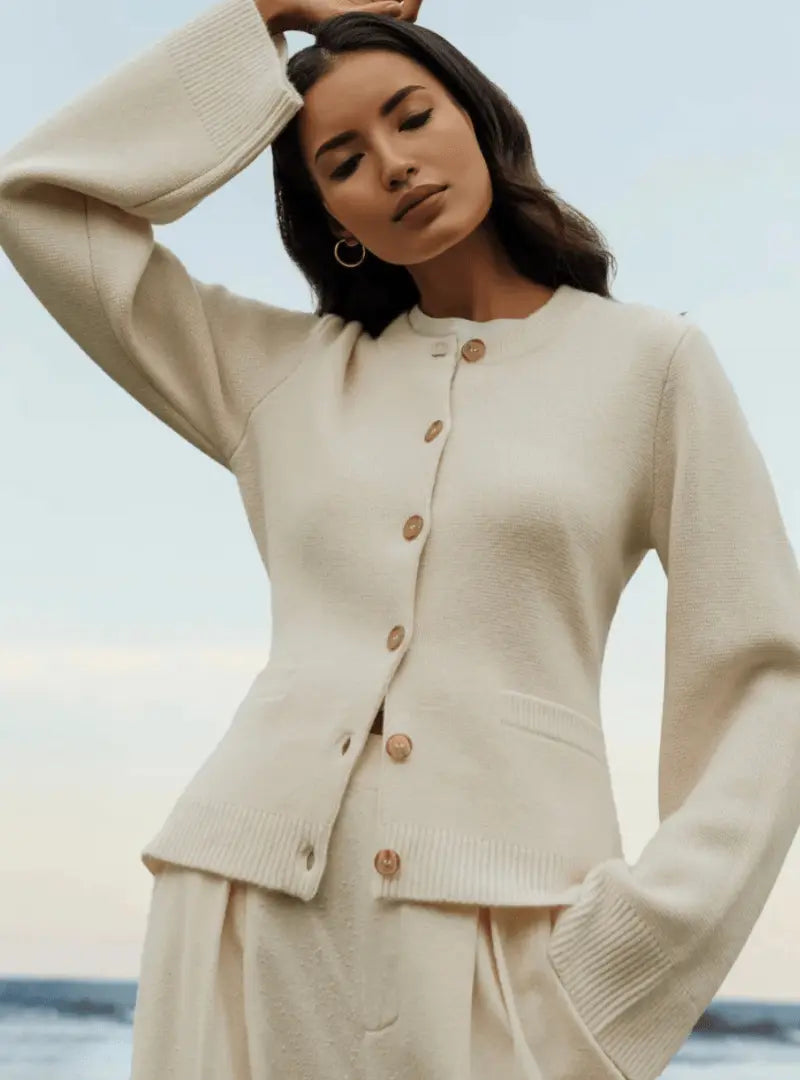 Elegante Damen Strickjacke Mit Knöpfen Klassisch - BerlinGlamour