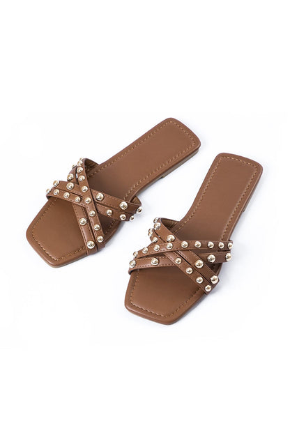 Sandalen mit Nieten Damen Sommer Trend - BerlinGlamour