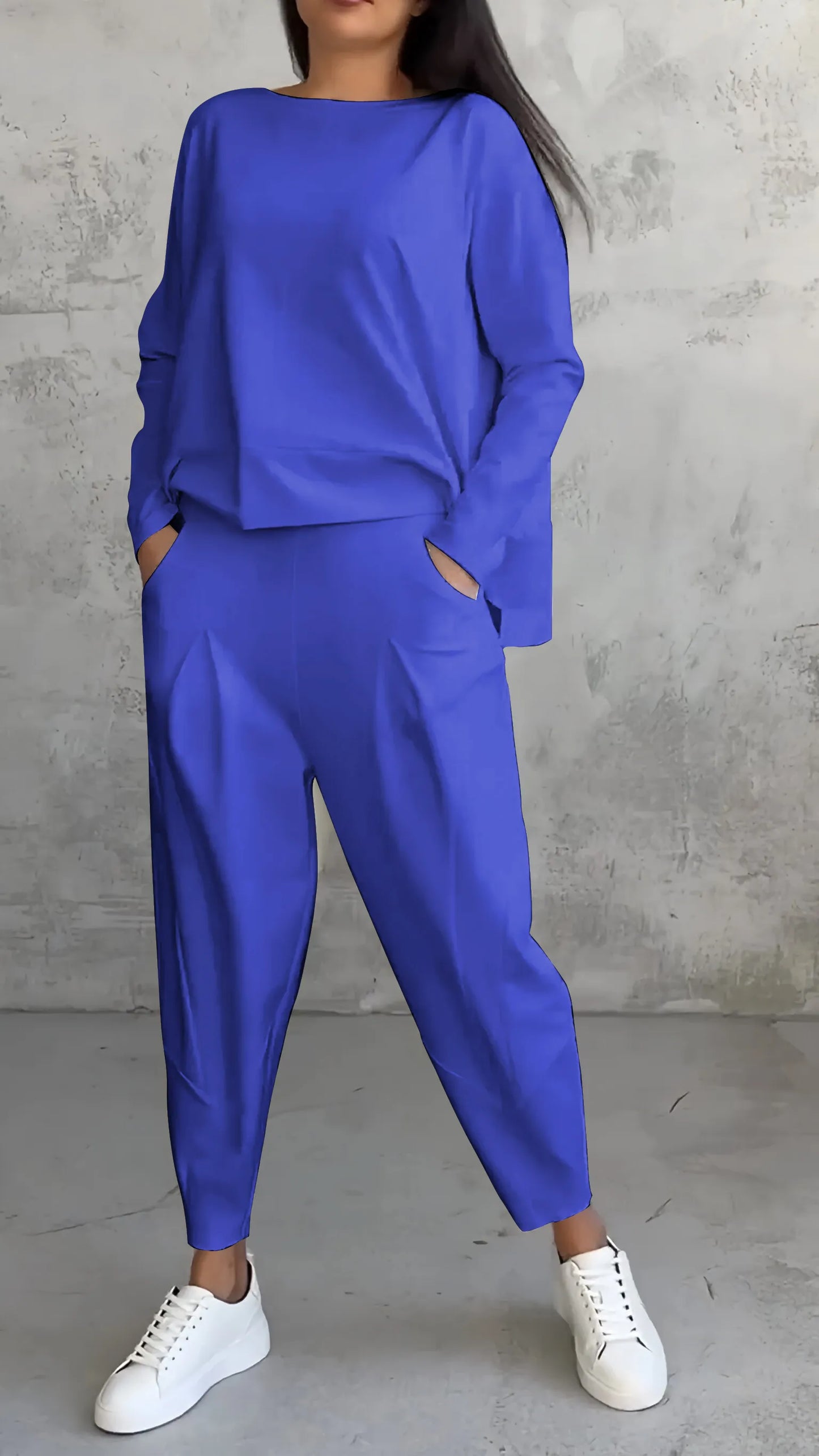 Zweiteiliges Damen Set in Blau – sportlich und chic
