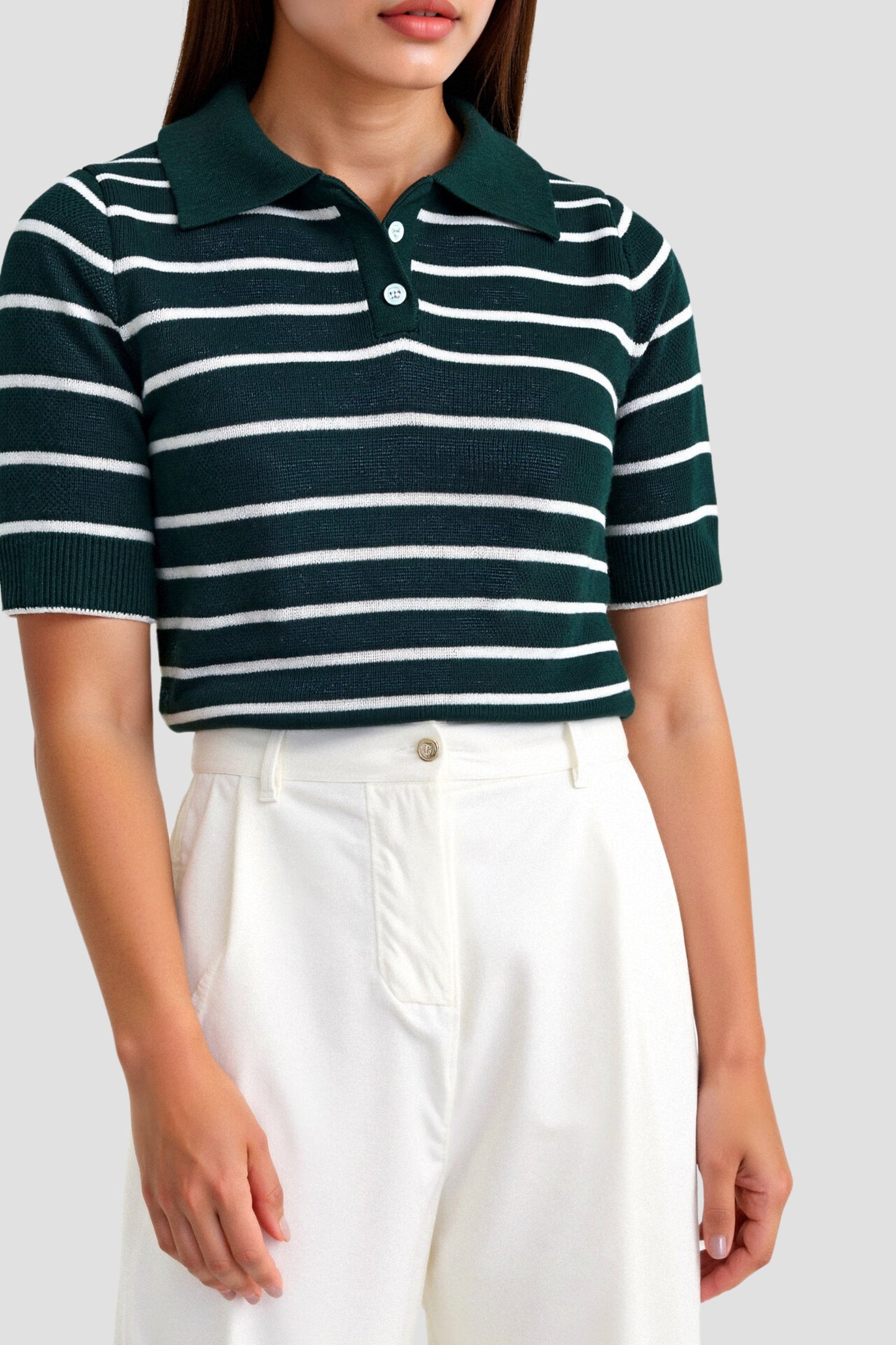 Dunkelgrünes Polo-Shirt mit Streifen