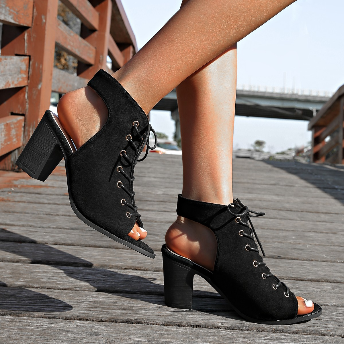 Damenschuhe High Heel Sandalen Blockabsatz Schnürsenkel