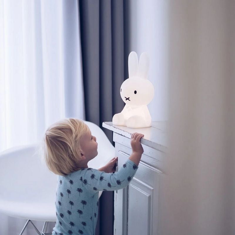 Miffy Kinder Tischlampe modern Glühbirne
