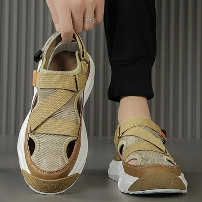 Rutschfeste Herrensandalen mit Haken und Ösen Sportlich