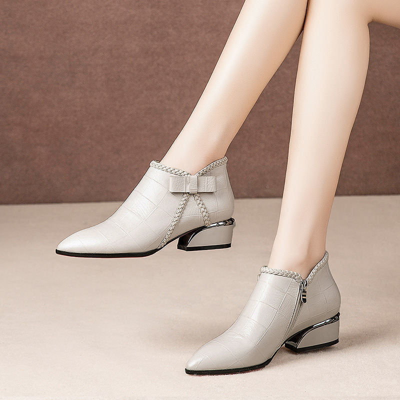 Damen Stiefeletten Klassisch Mit Absatz Schwarz - BerlinGlamour