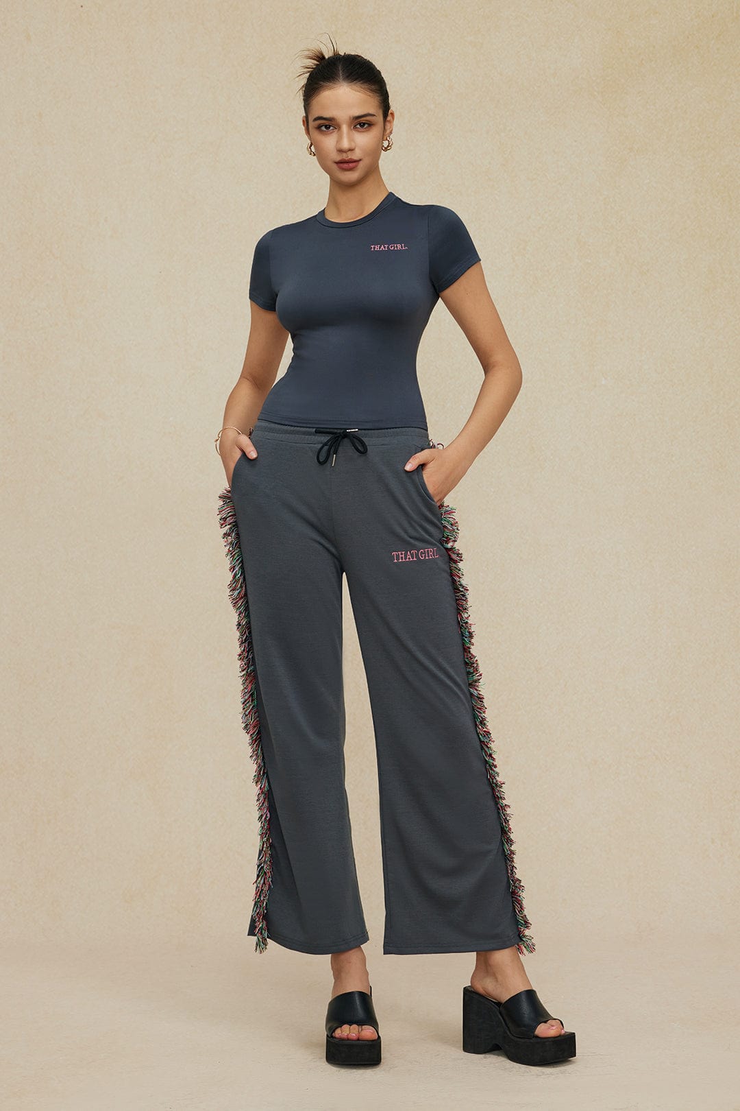Jade Freizeit-Outfit mit Fransen-Design