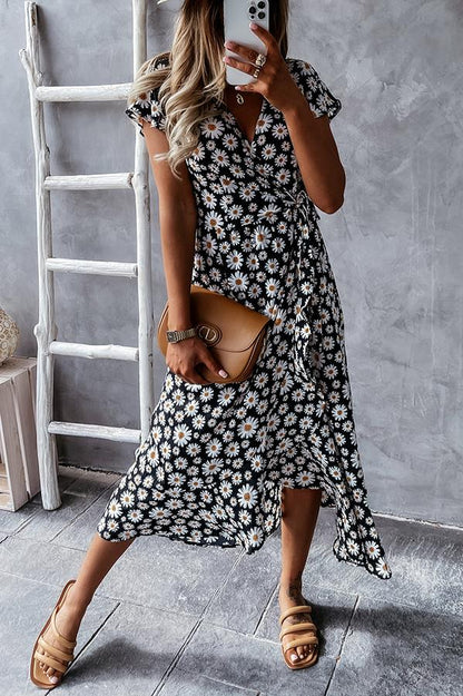 BerlinGlamour Midikleid mit lieblichen Gänseblümchen