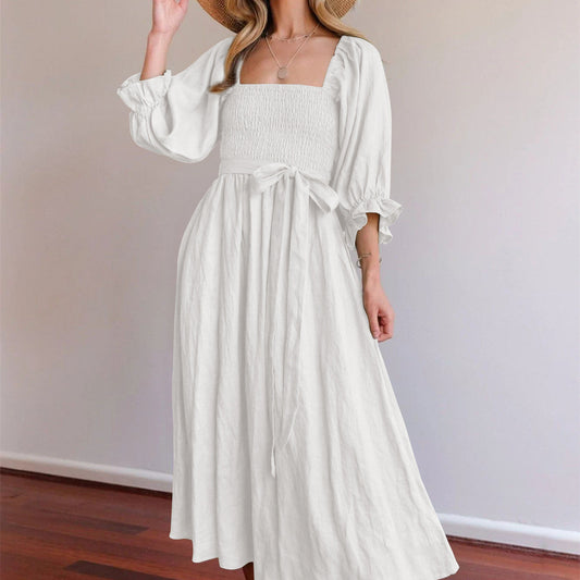 Elegantes Kleid von BerlinGlamour mit Bindegürtel