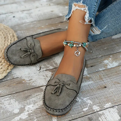 Damen Slipper Wildleder Quasten Detail Elegannt