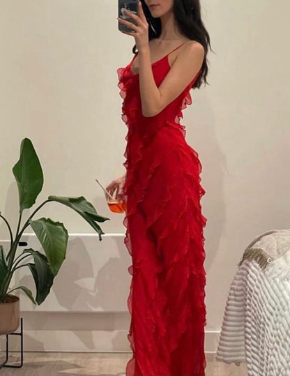 Elegantes Maxikleid mit Rüschen und Spaghettiträgern