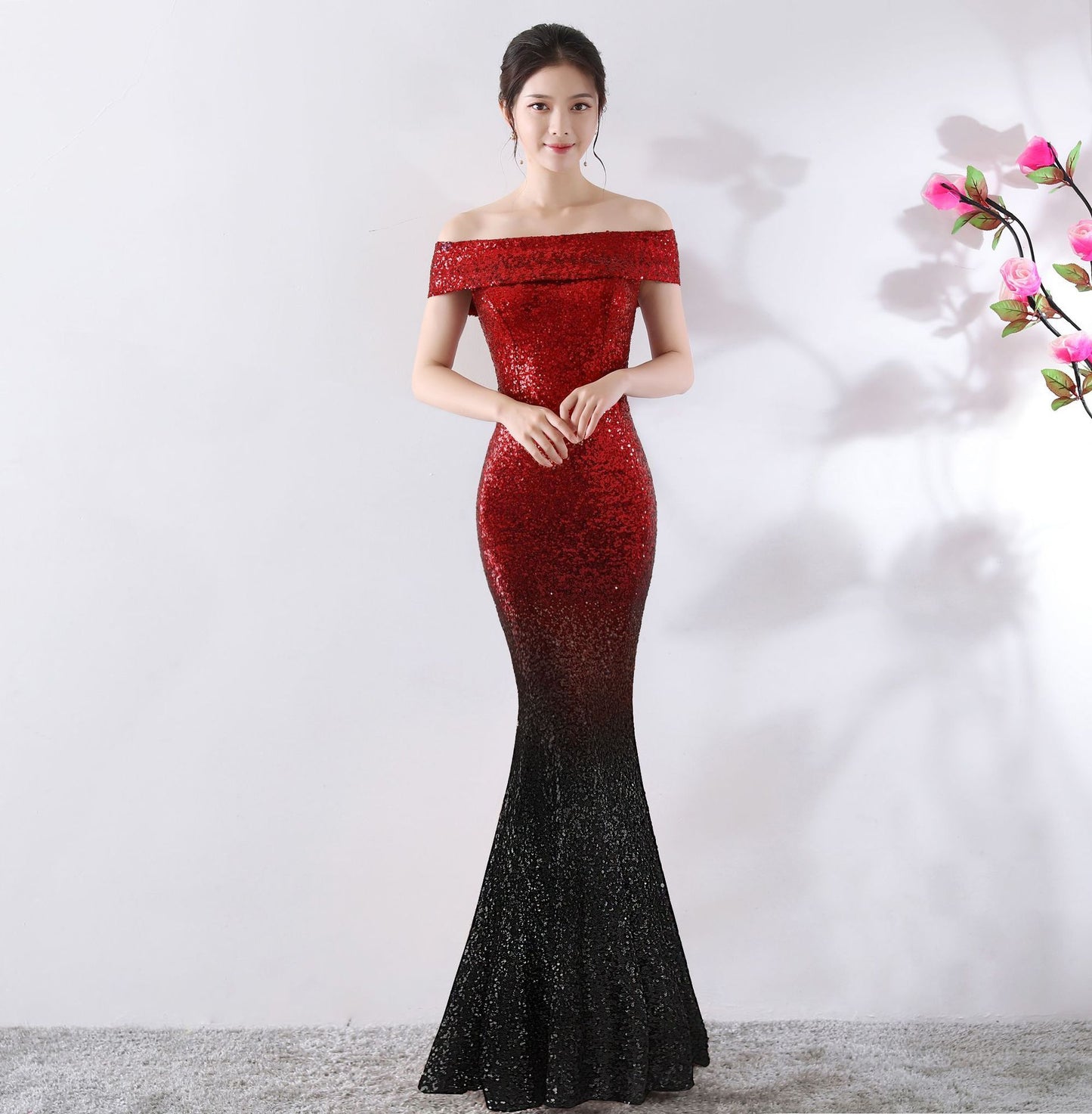 Figurbetontes Abendkleid von BerlinGlamour für Geburtstagspartys