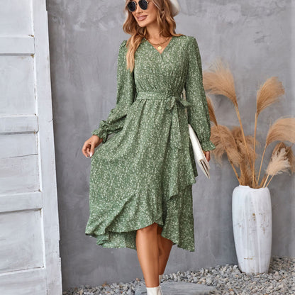 Damenkleid Shirley: Gerüschtes Blumenmusterkleid