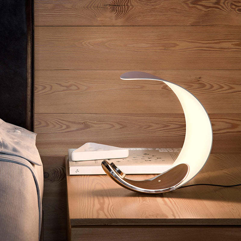 Moderne LED Tischlampe Mond Design