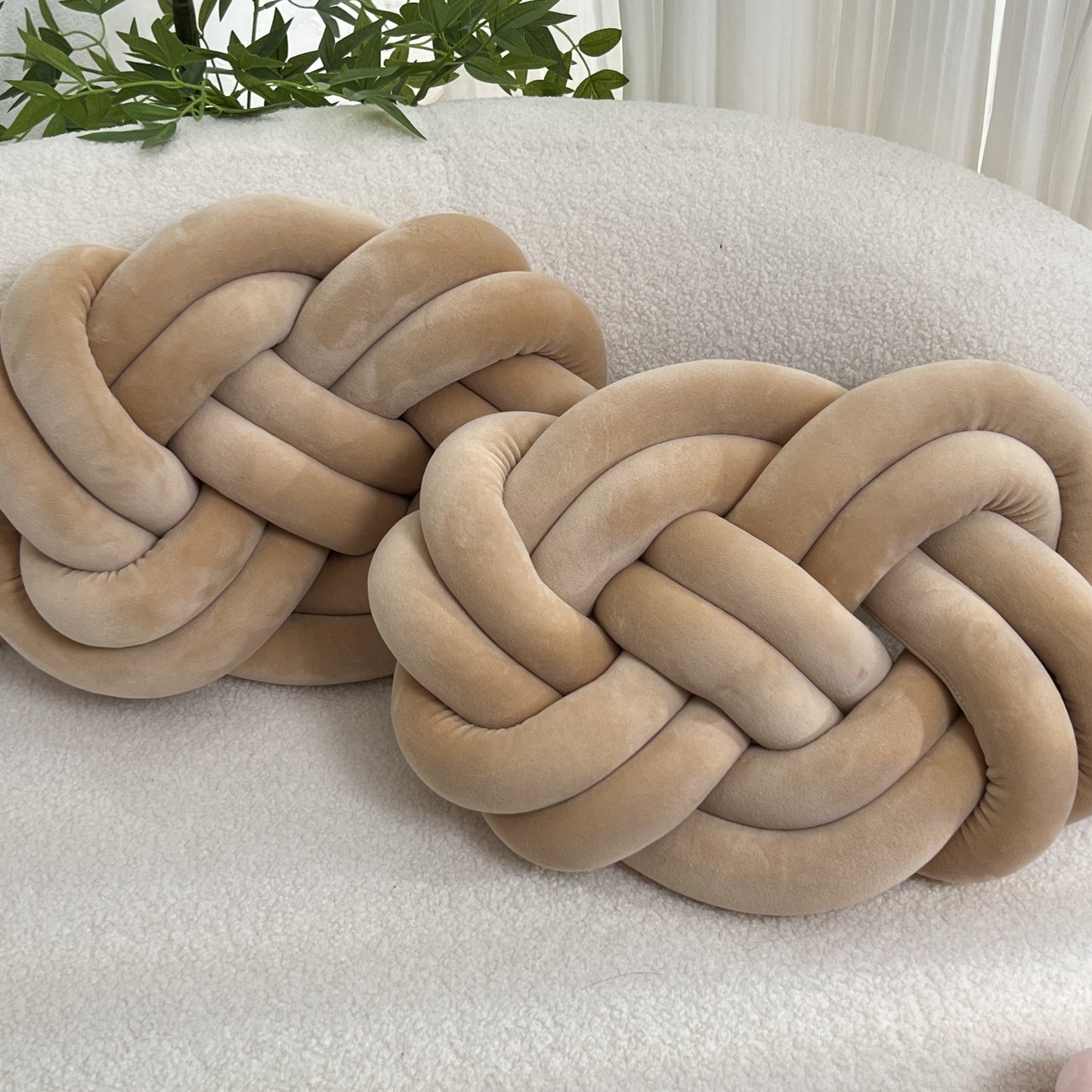 Weiche Kissen Luxus Komfort mit Knöpfen Modern