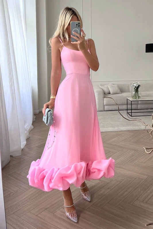 Elegantes Damenkleid für Hochzeitsgäste mit Rüschen - BerlinGlamour
