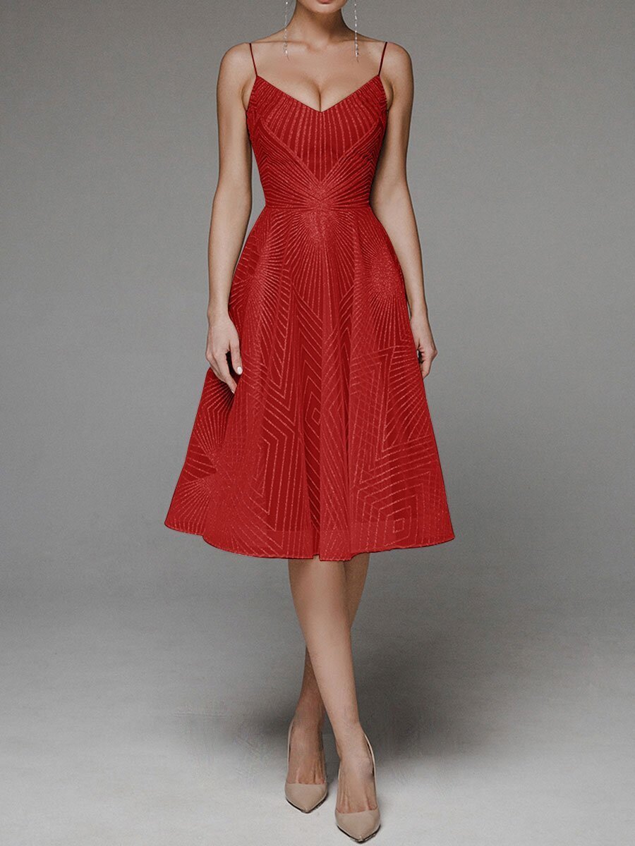 BerlinGlamour Sommerkleid mit Stickerei und Trägern