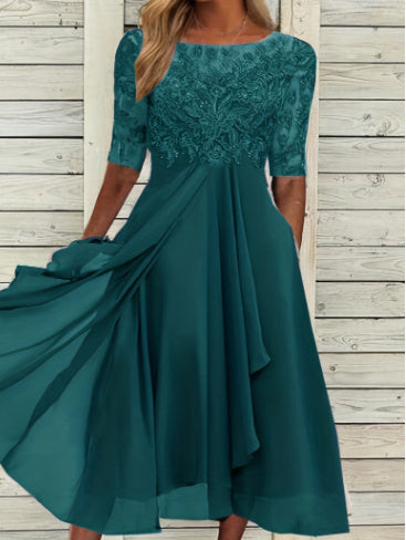 Damenkleid aus Chiffon mit Stickerei, Spitze und Aussparungen von BerlinGlamour