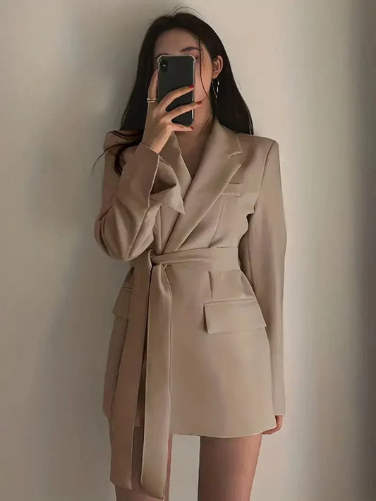 BerlinGlamour | Blazer Kleid Taillierte Passform Mini Länge - BerlinGlamour
