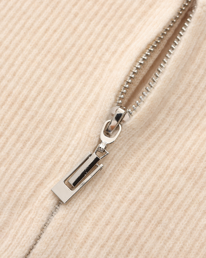 Kaschmir-Cardigan Set mit Hose und Stiefeletten