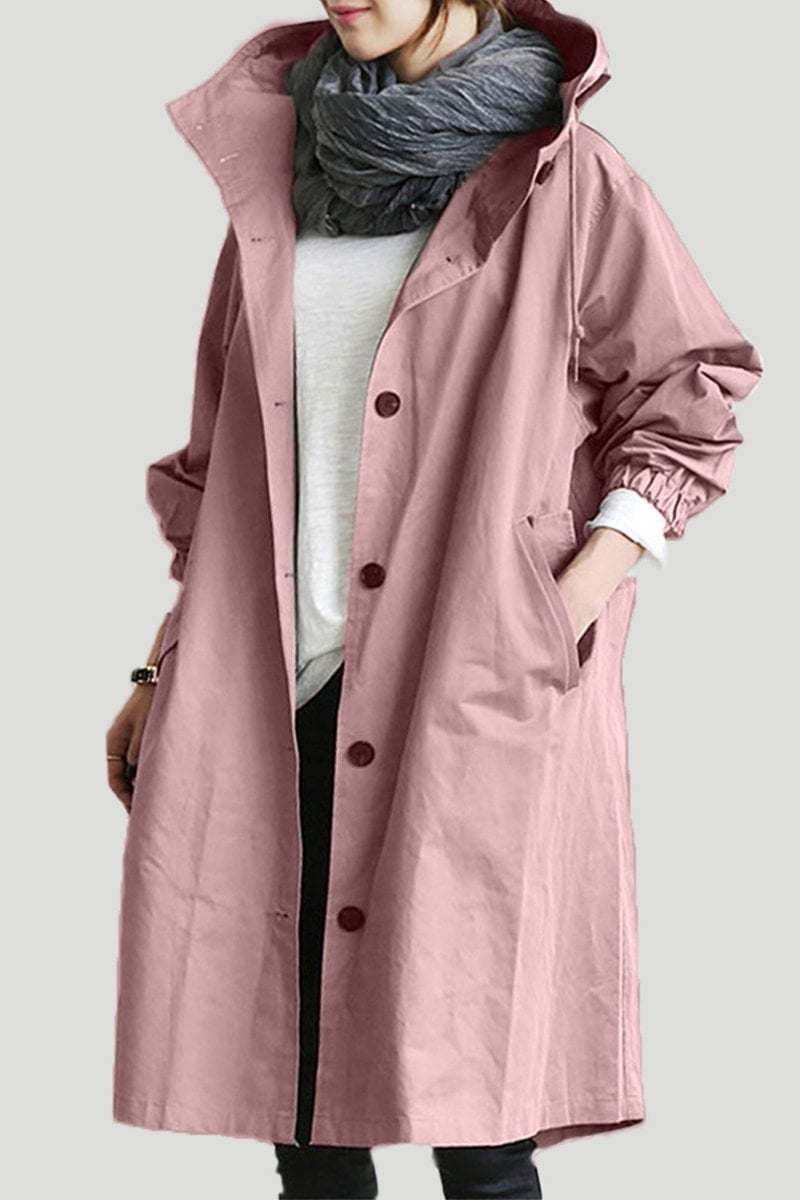 Die perfekte Kombination aus Stil und Funktionalität. BerlinGlamour bietet eine umfassende Kollektion an wasserdichten Trenchcoats mit Kapuze für Damen, die sowohl stilvoll als
