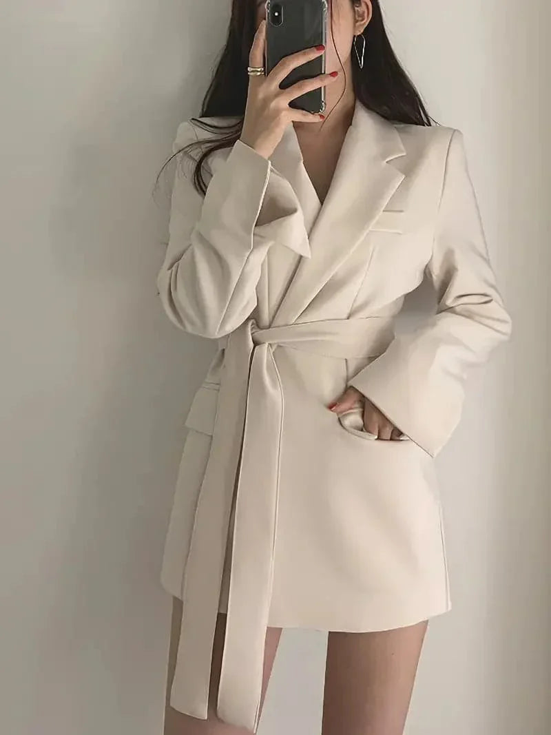 BerlinGlamour | Blazer Kleid Taillierte Passform Mini Länge