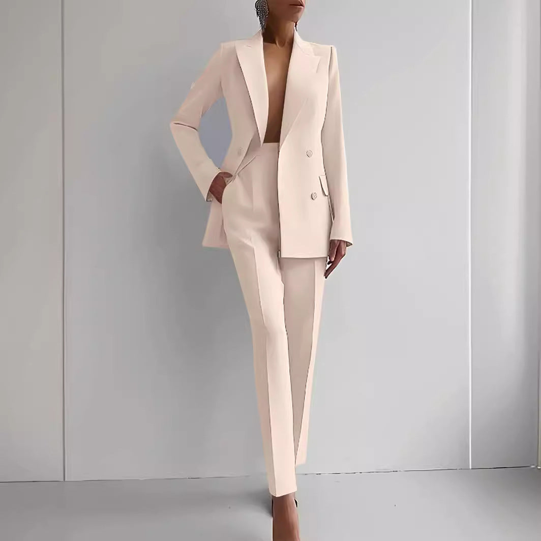 Eleganter Anzug Bestehend aus Blazer und Hose Business