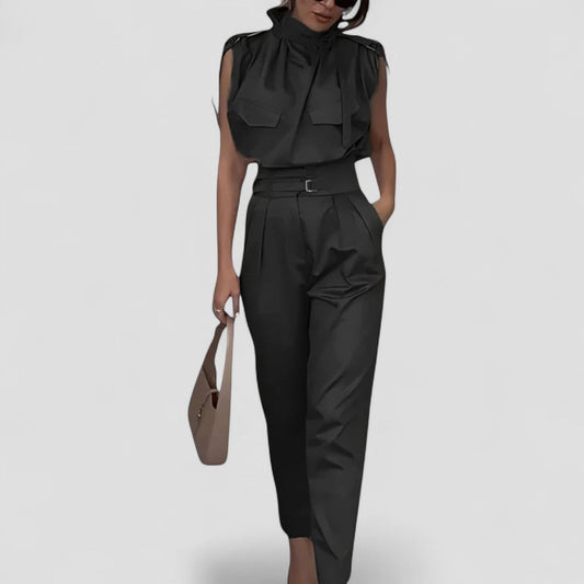 Ärmelloser Jumpsuit mit Gürtel und Taschen für Damen 0