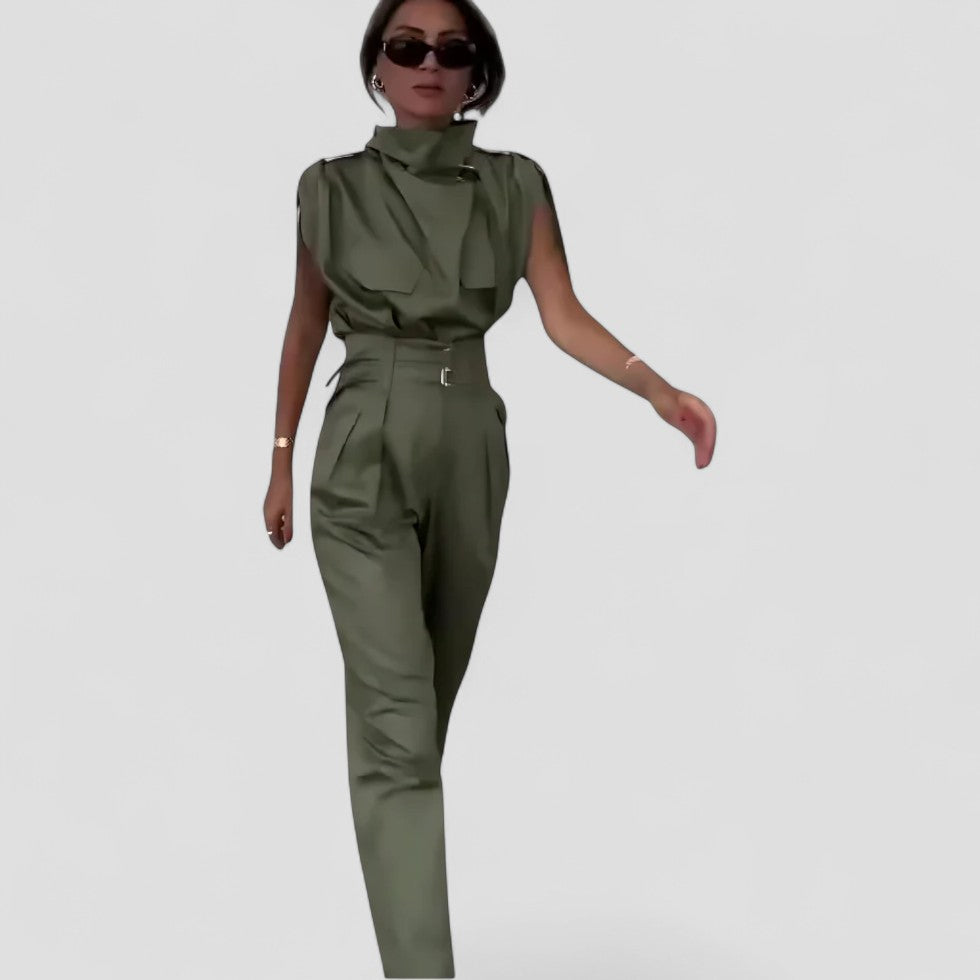 Ärmelloser Jumpsuit mit Gürtel und Taschen für Damen 3