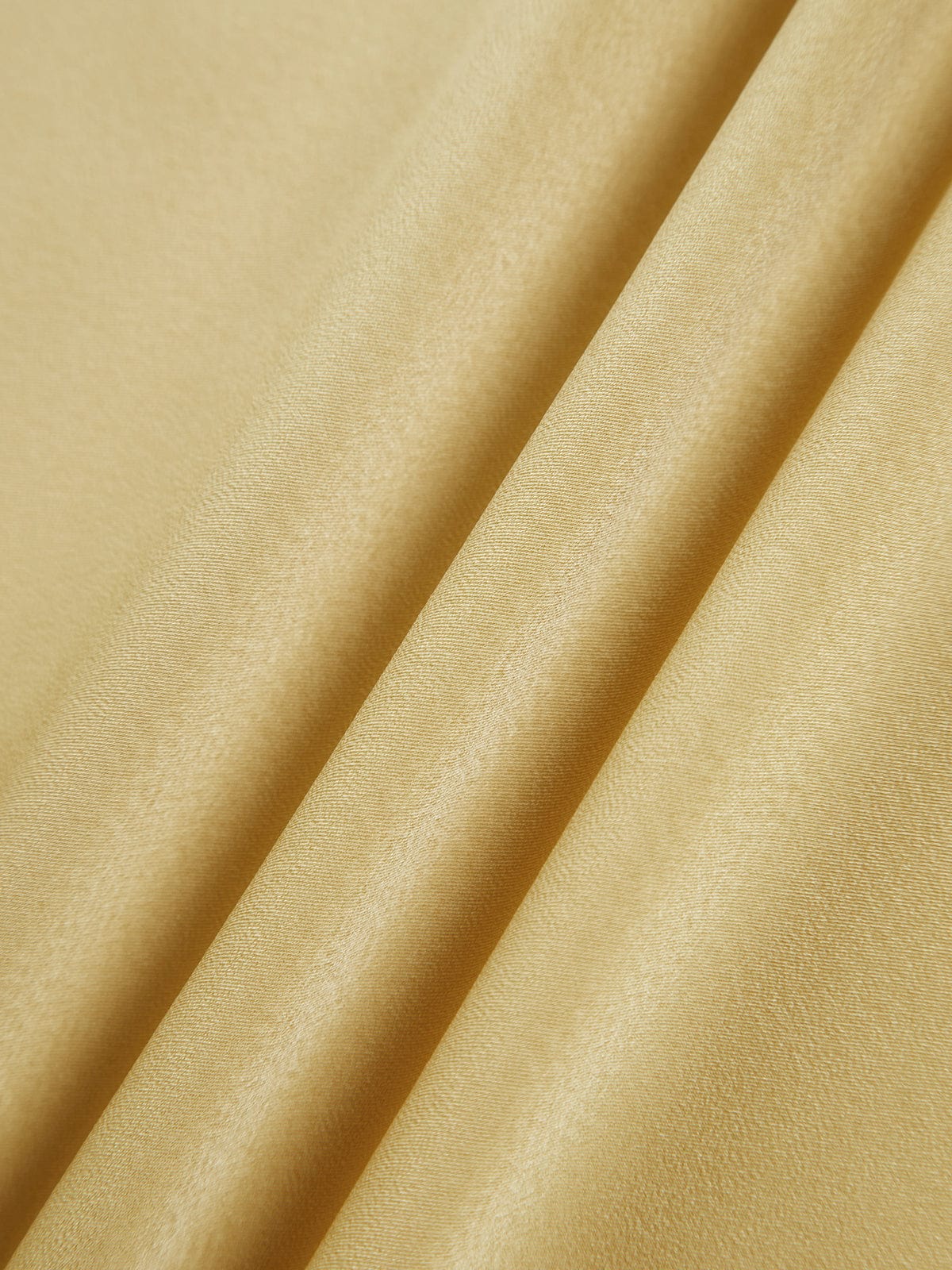 Elegantes Maxikleid Rückenfrei Satin mit feinen Trägern