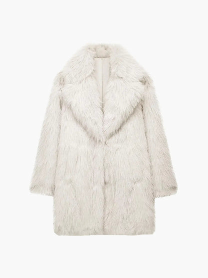 Macy | Weicher Kunstpelz-Mantel im Oversize-Look Zendoo.de