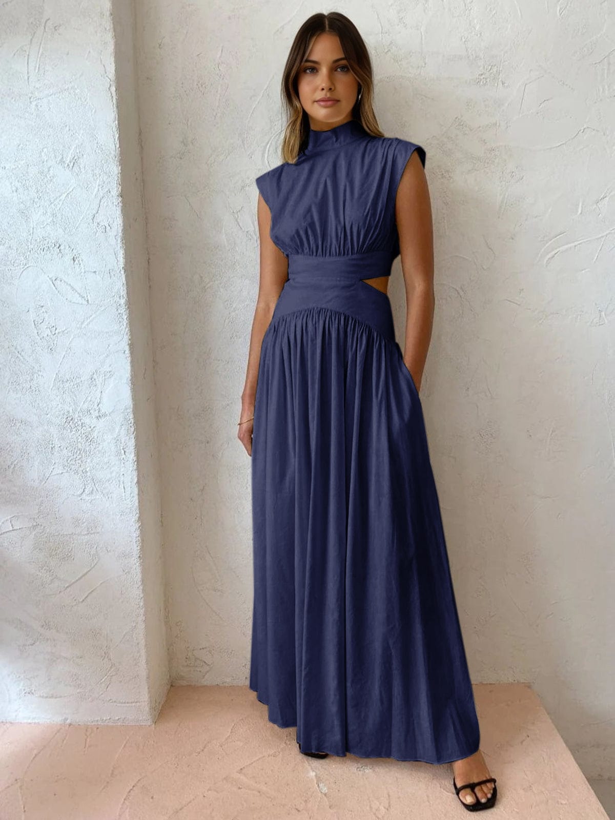 Stehkragen Maxikleid Cut-Outs Modern Damenkleid - BerlinGlamour