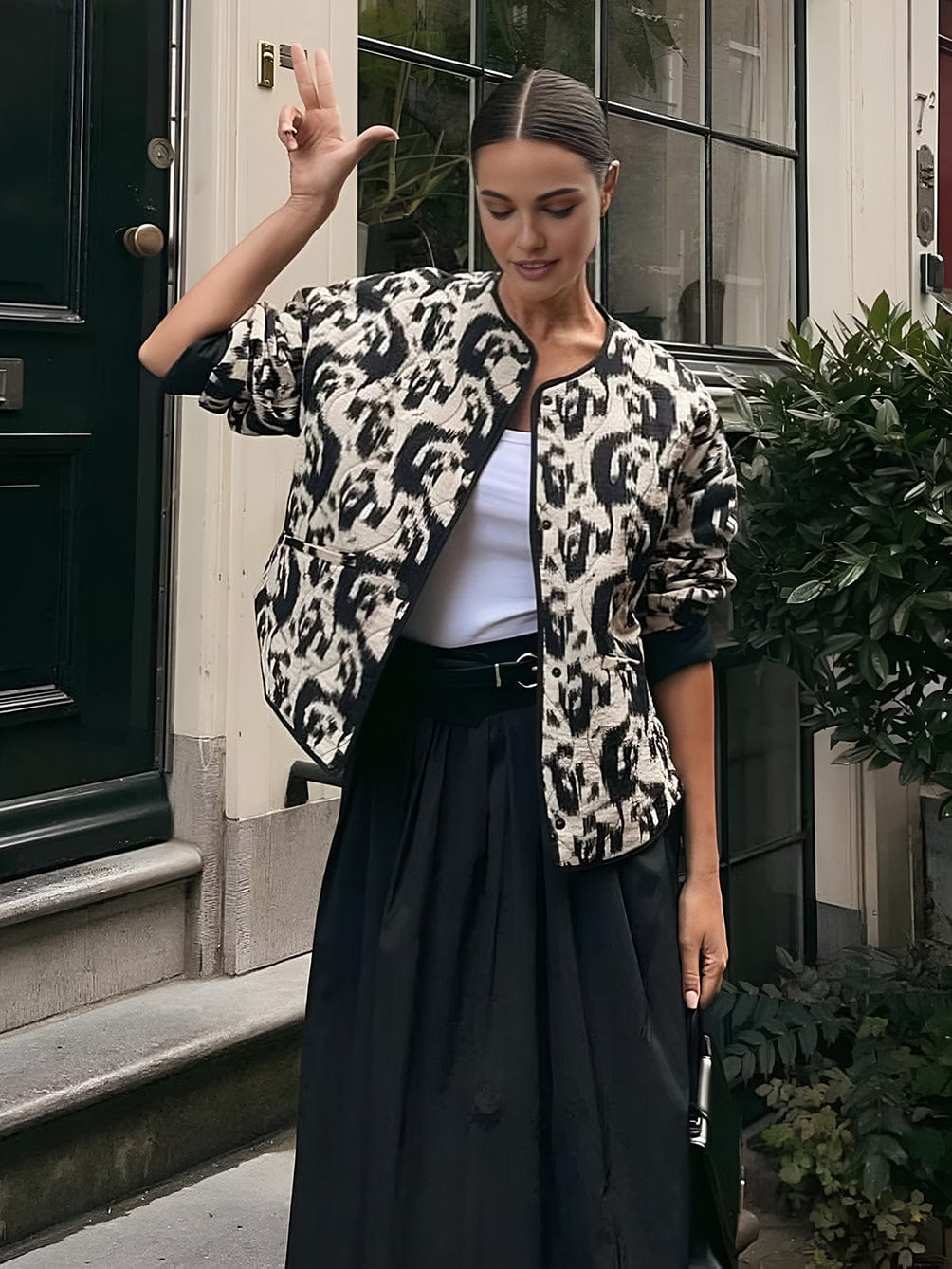 Animal-Print Jacke Frauen Trendy Mutig Mode - BerlinGlamour