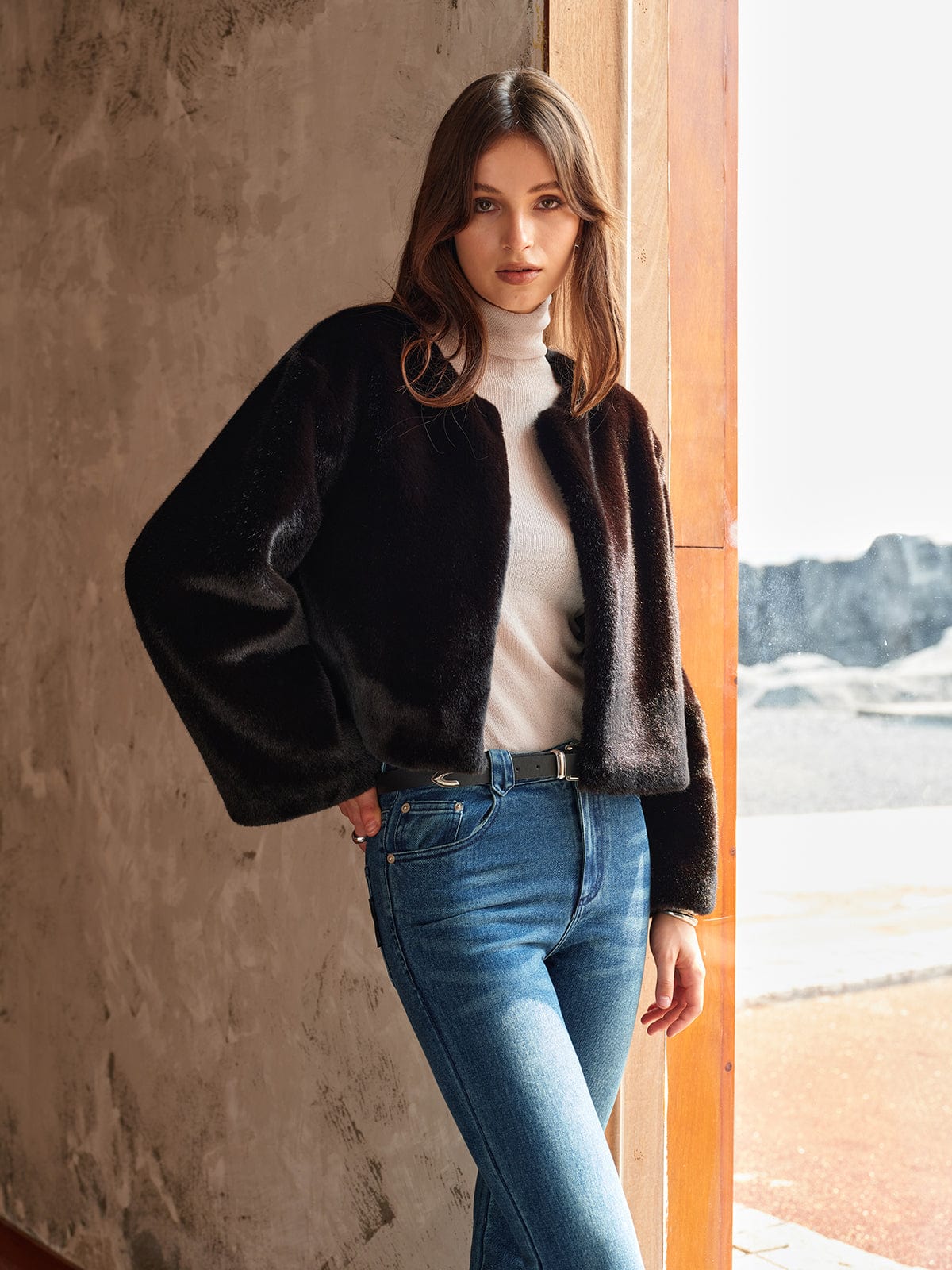 Kunstfelljacke Damen Kurz Modern Stilvoll - BerlinGlamour