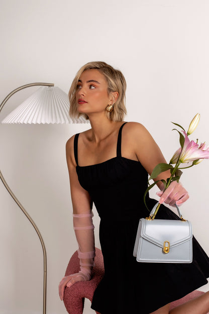Elegante Damenhandtasche mit Top-Handle und Gold-Verschluss