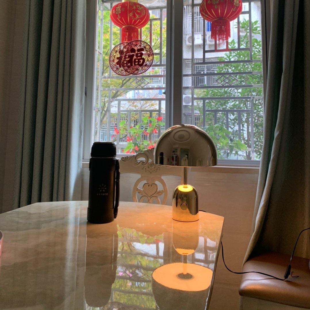 Elegante Uhrenlampe Modern für Zuhause
