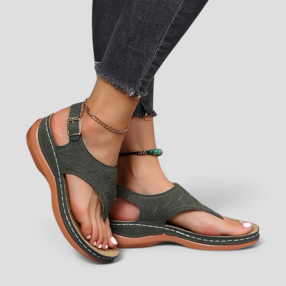 Bequeme Wandersandalen für Damen 3