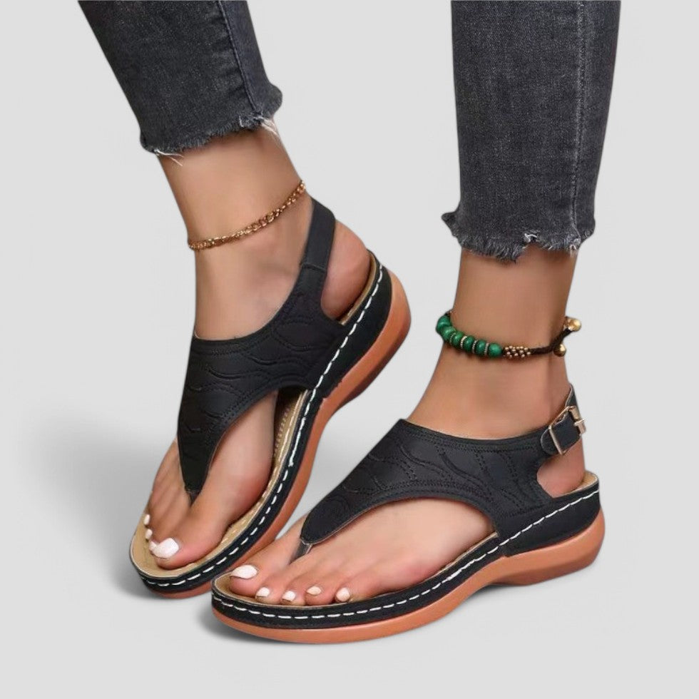 Bequeme Wandersandalen für Damen 7