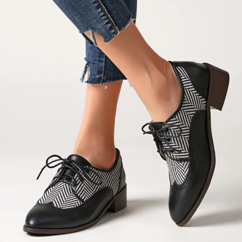 Damen Schnürschuhe Gestreift Schwarz Weiblich - BerlinGlamour