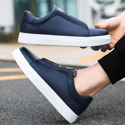 Weißer Herrensneaker Leder Hochwertig Elegent