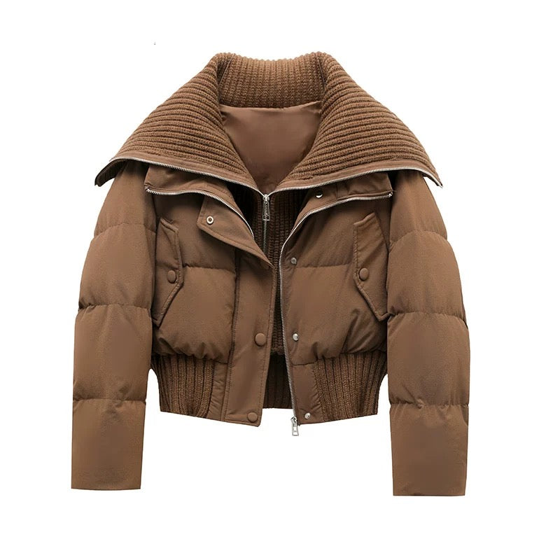 Braune Pufferjacke mit hohem Kragen und Bündchen