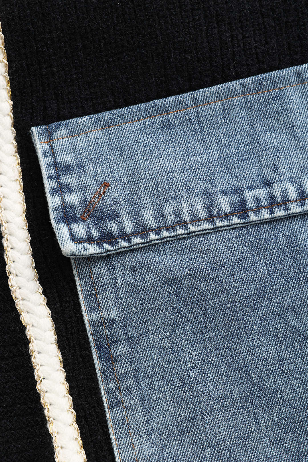 Strick-Cardigan Schwarz mit Denim-Patches Frauen
