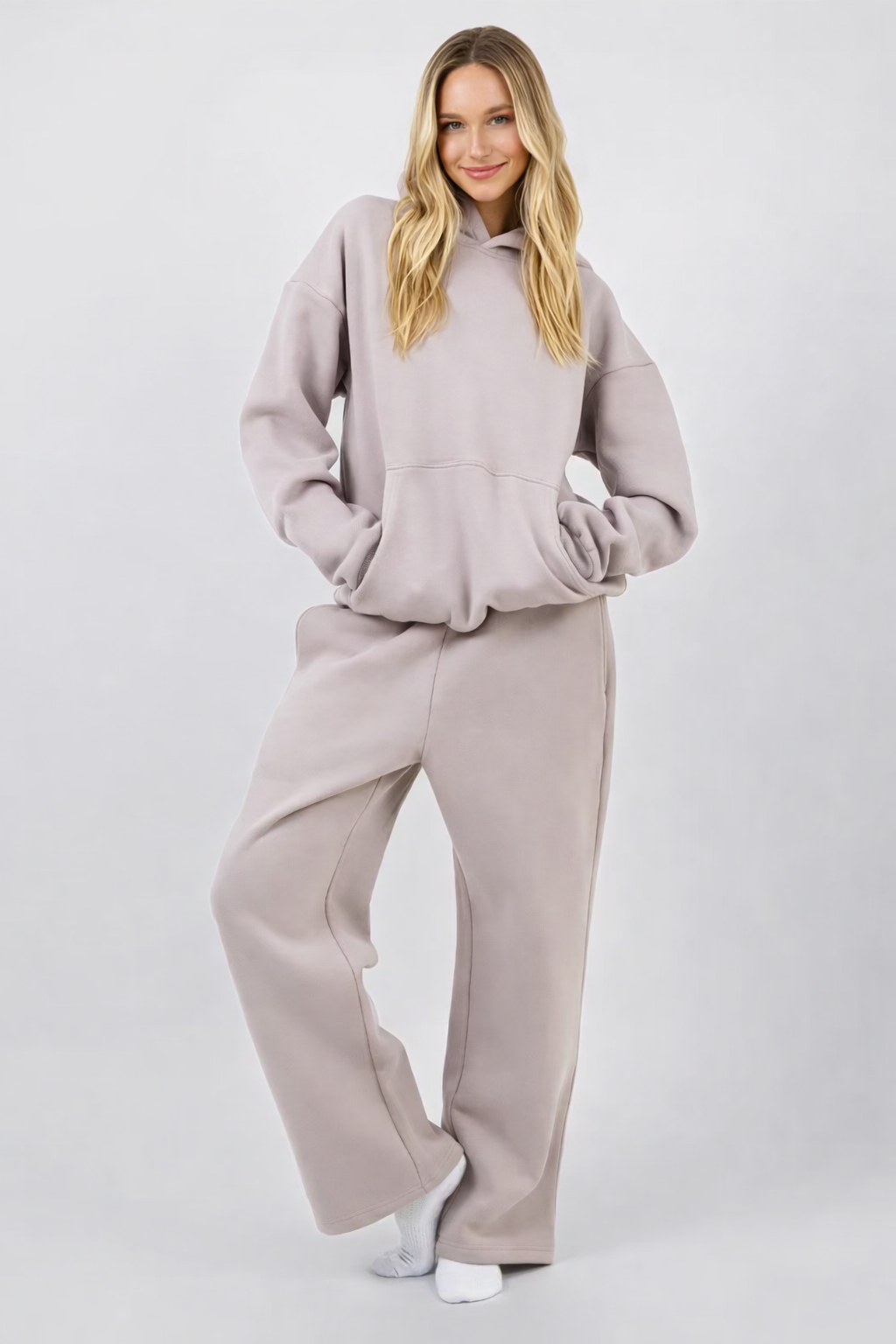 Gerade Sweatpants mit elastischem Bund - BerlinGlamour