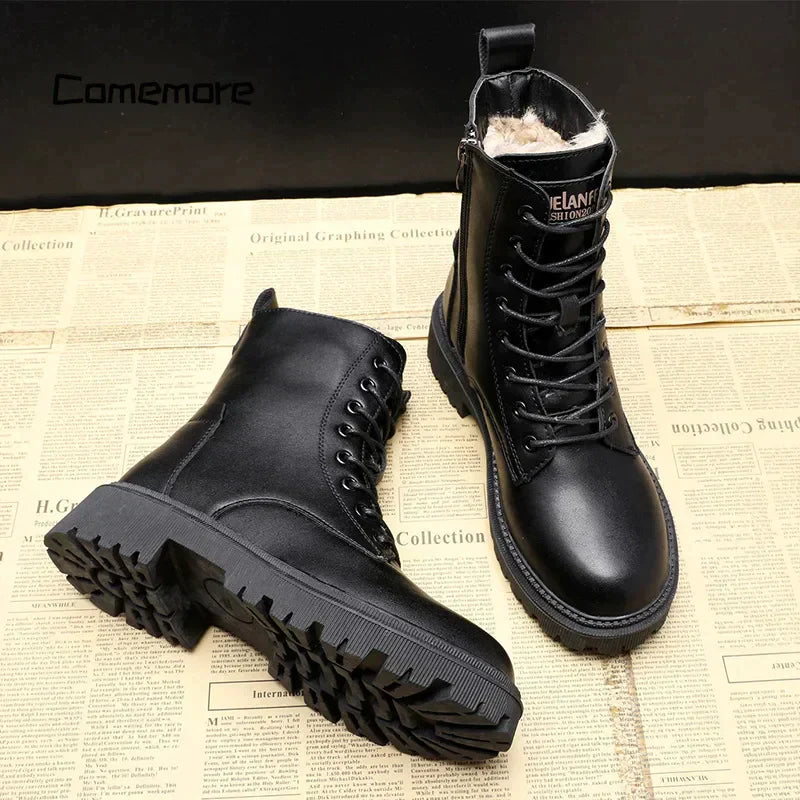Lederstiefel Damen Elegante Hochglanz Schwarz - BerlinGlamour