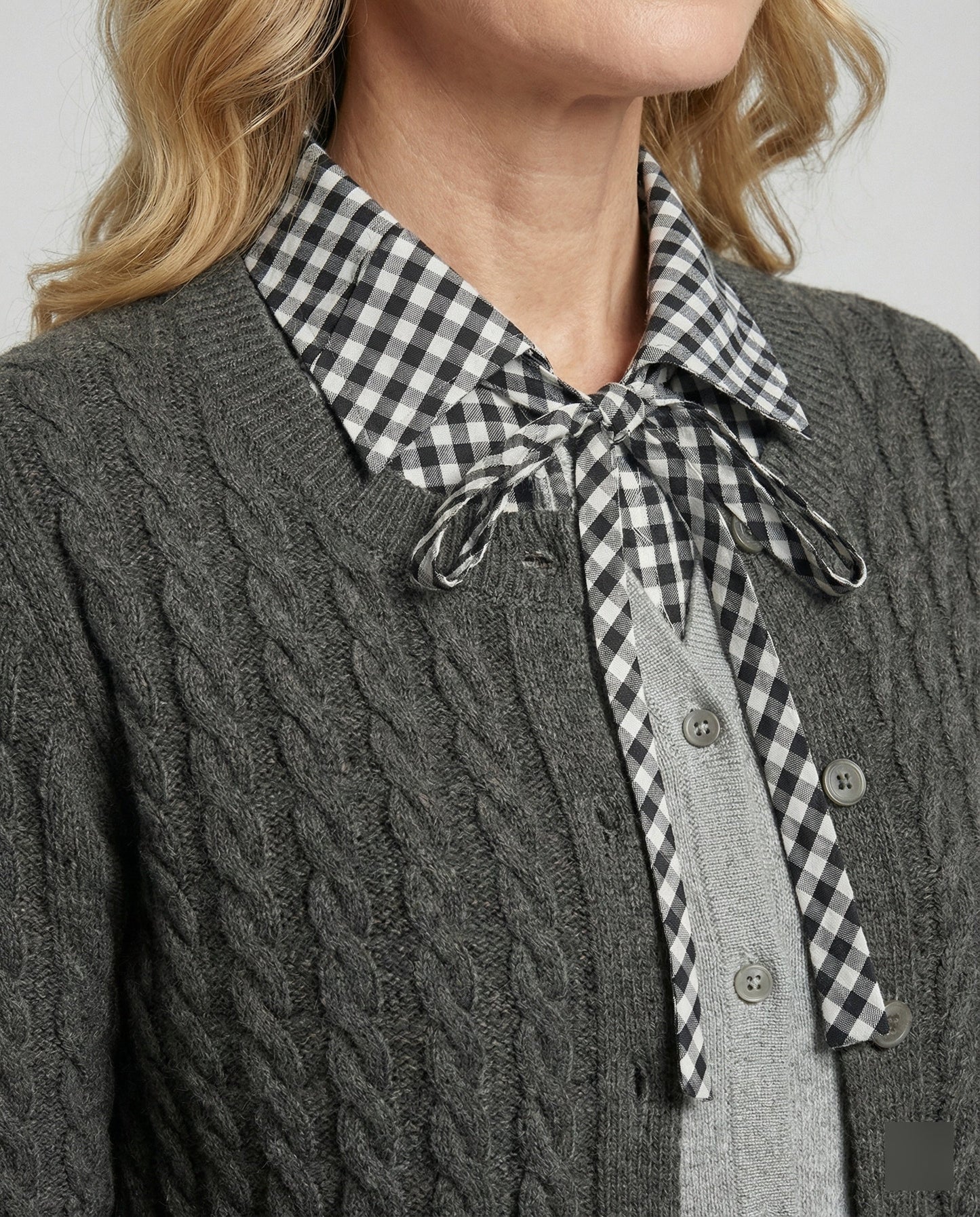 Damen Strickjacke American Style mit Abnehmbarem Kragen