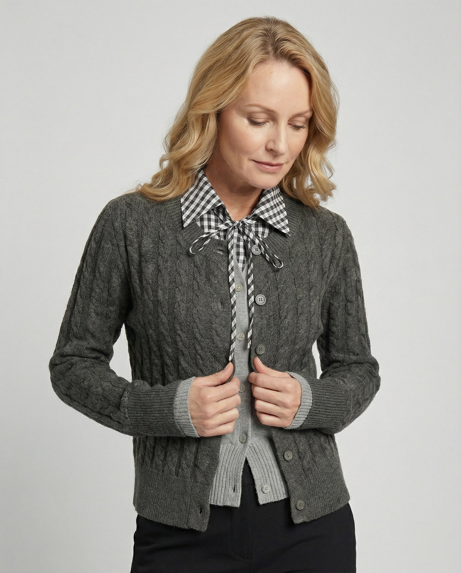 Damen Strickjacke American Style mit Abnehmbarem Kragen - BerlinGlamour