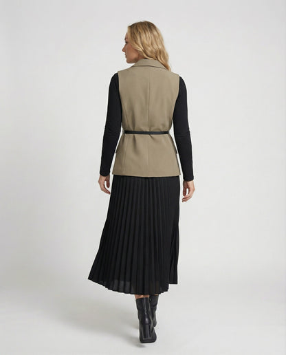 Zweiteiliges Kleid mit Taillenweste und Blazerstil